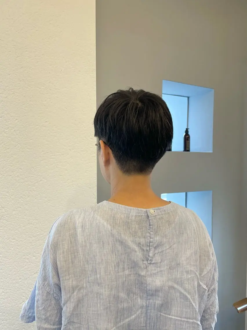 ショート 吉富 博美のヘアスタイル