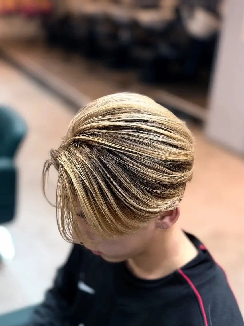 メンズ メンズバレイヤージュ メンズパーマ 🔥千咲斗のヘアスタイル