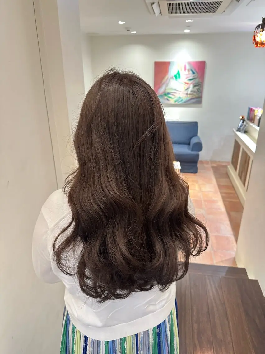 ロング カラー ヘアカラー 安丸 結夏のヘアスタイル