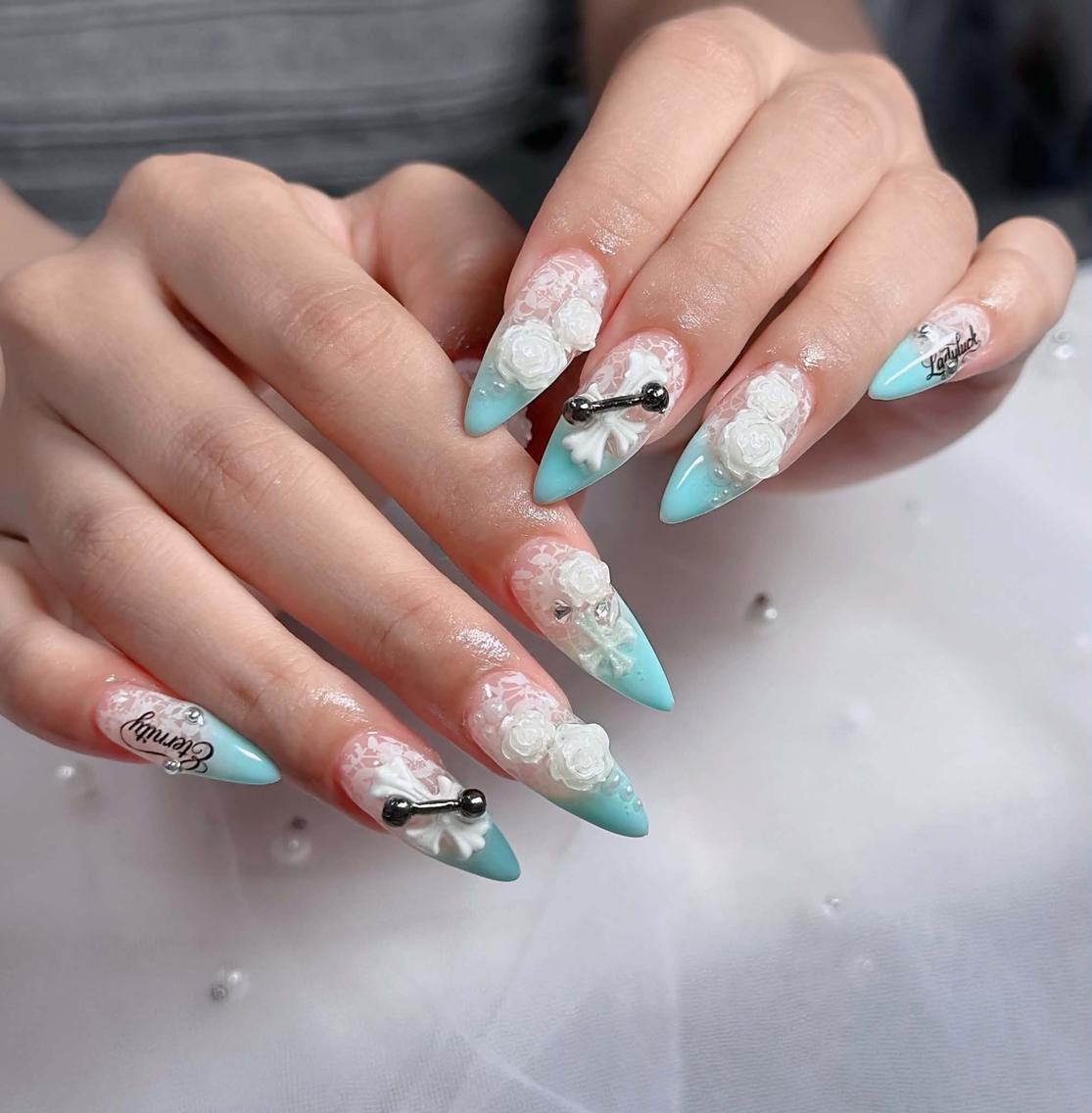 ネイル フレンチネイル ジェルネイル ハロウィン 韓国ネイル マグネットネイル ハンドネイル neco H.babynailのネイルデザイン
