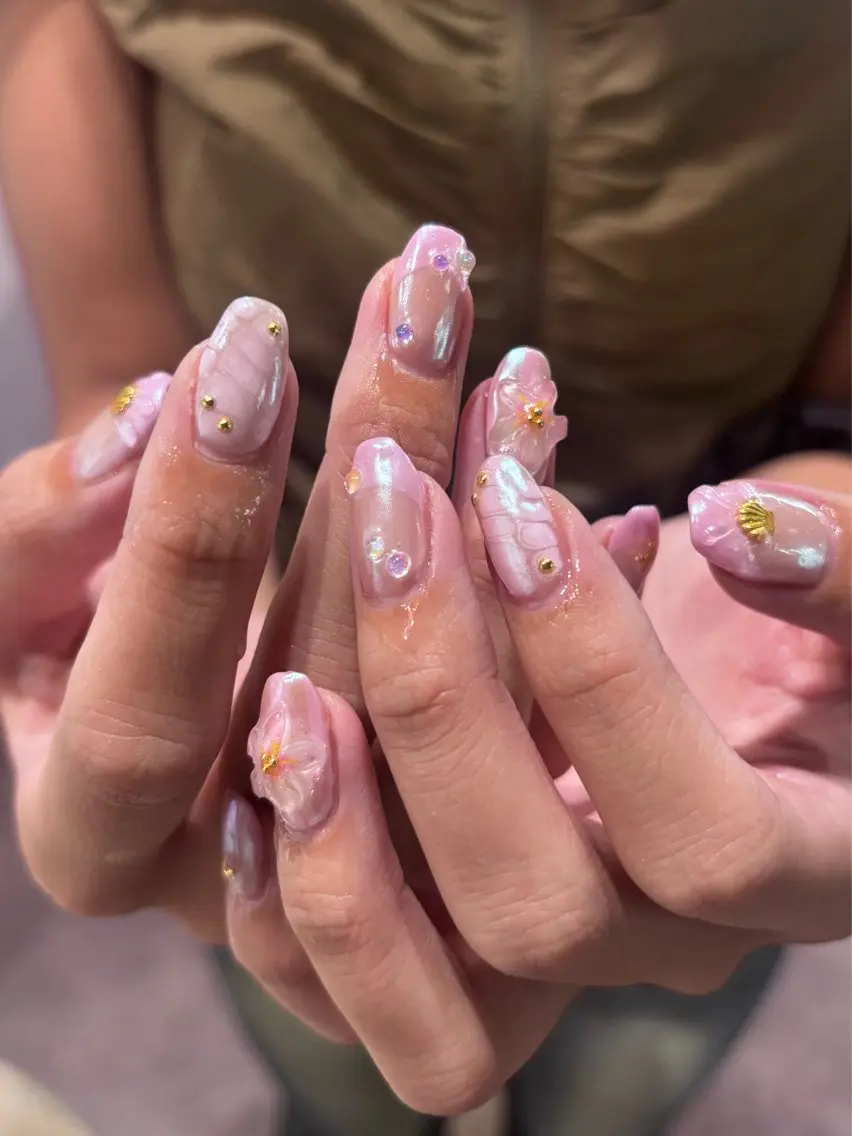 ネイル アートネイル 長さ出し ハンドネイル color.nail 🫧ionaのネイルデザイン