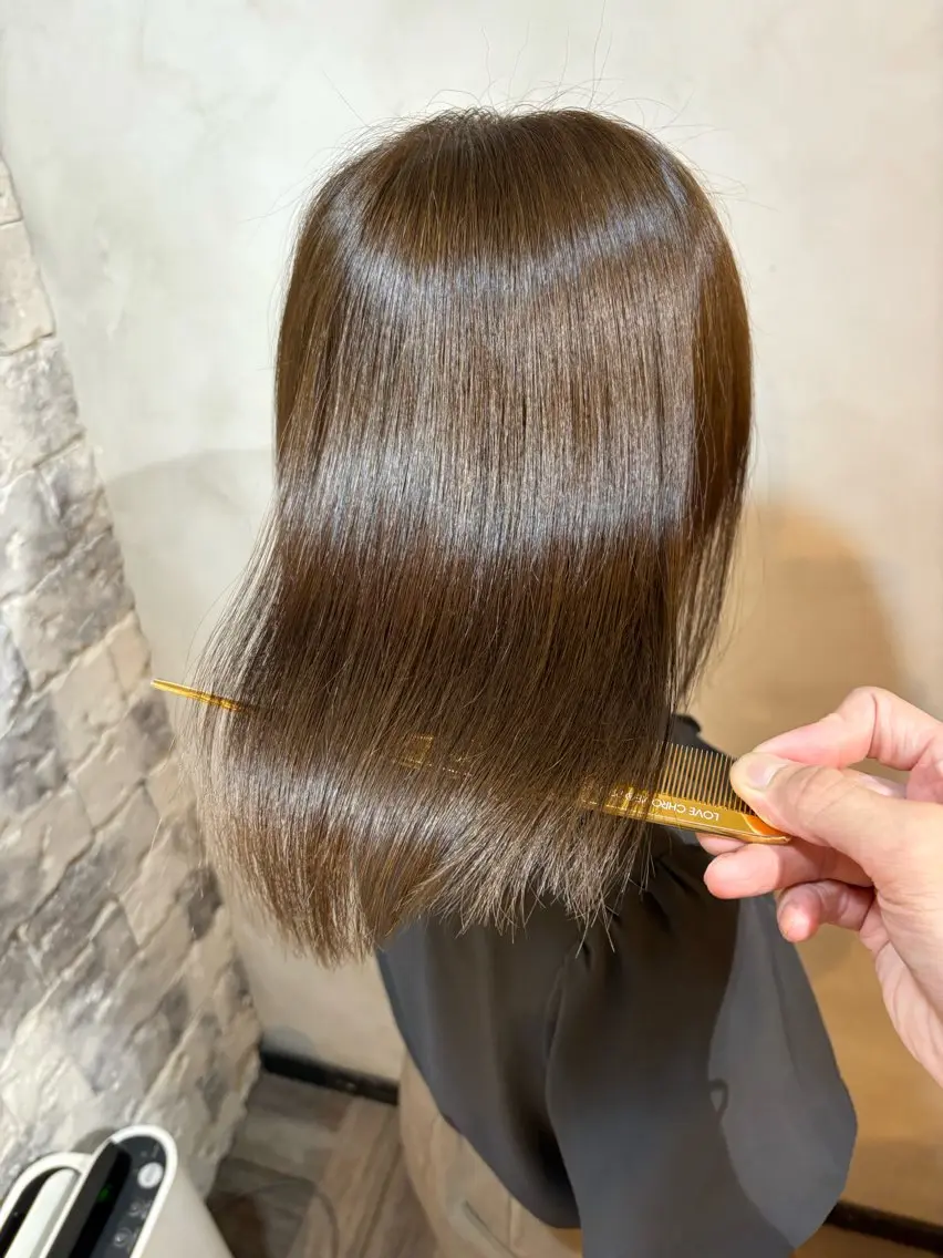 ミディアム 髪質改善 酸性ストレート カット ヘアカラー 縮毛矯正 トリートメント ヘッドスパ ヘアセット 美髪矯正 🌈髪質改善 山下のヘアスタイル