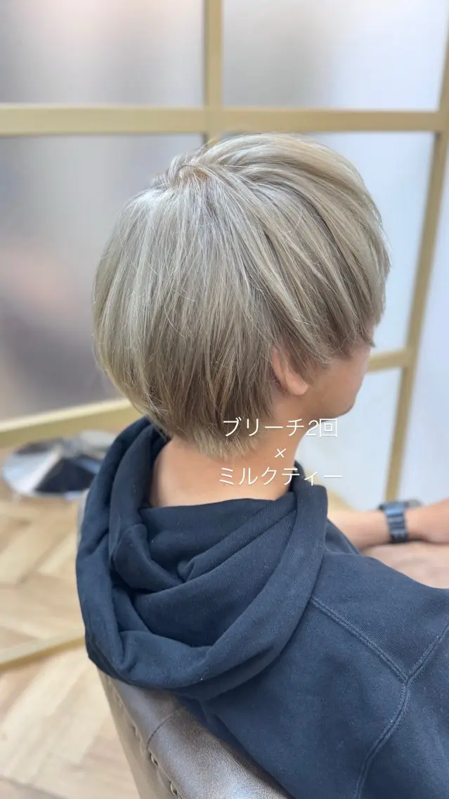 ショート カラー メンズ メンズブリーチ ブリーチ カット ヘアカラー 小林 光紗のヘアスタイル