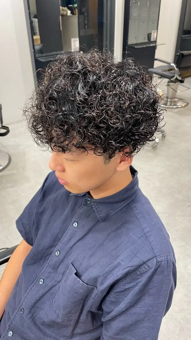 パーマ メンズ メンズパーマ プードルパーマ プードルパーマ カット パーマ fifth 武正 琉生のヘアスタイル