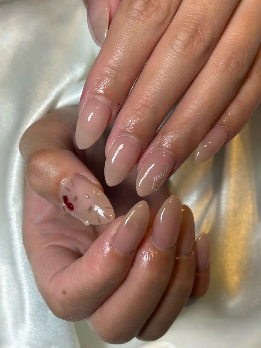 ネイル ハンドネイル フットネイル ✴︎ Delightのネイルデザイン