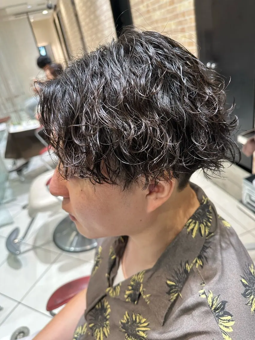 ショート パーマ メンズ メンズパーマ 波巻きパーマ 💈メンズ特化 美容師サキ💈のヘアスタイル