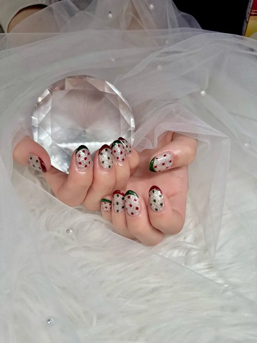 ネイル ドット 冬ネイル クリスマス JillNails Niinaのネイルデザイン