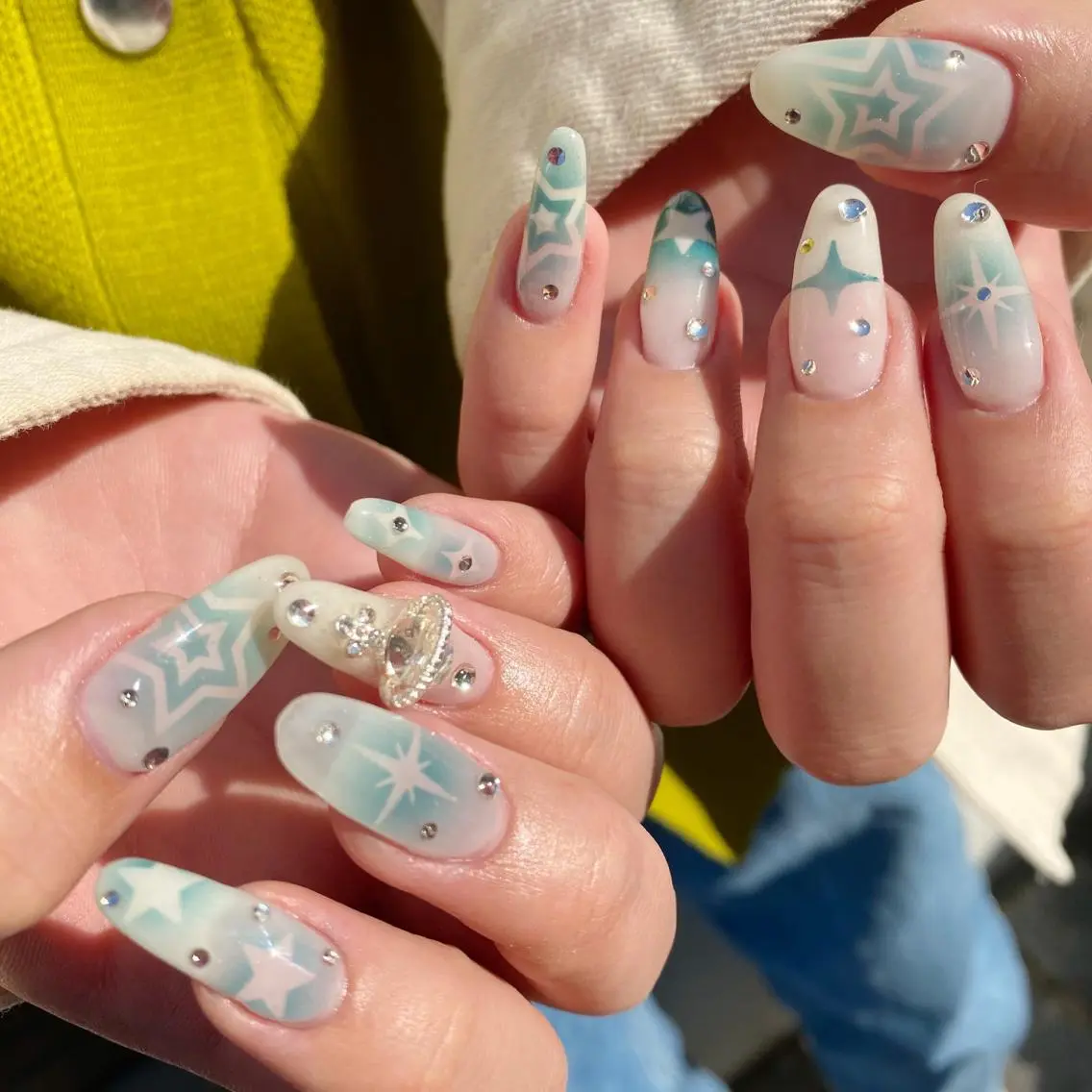 ネイル アートネイル オーロラネイル フレンチネイル 氷ネイル・うるうるネイル マグネットネイル ハンドネイル Nail by Licorneのネイルデザイン