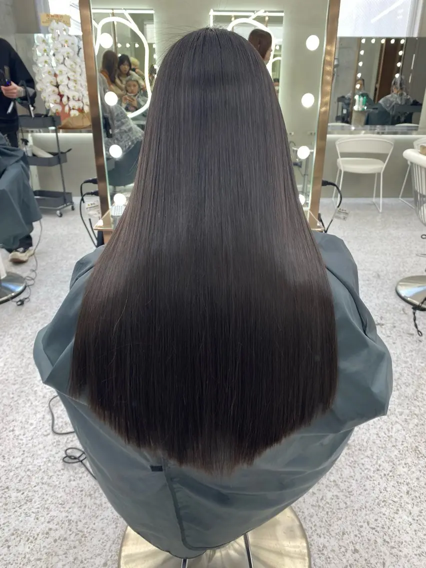 ロング カット 縮毛矯正 髪質改善/はるみ🌙 赤み消しカラーのヘアスタイル