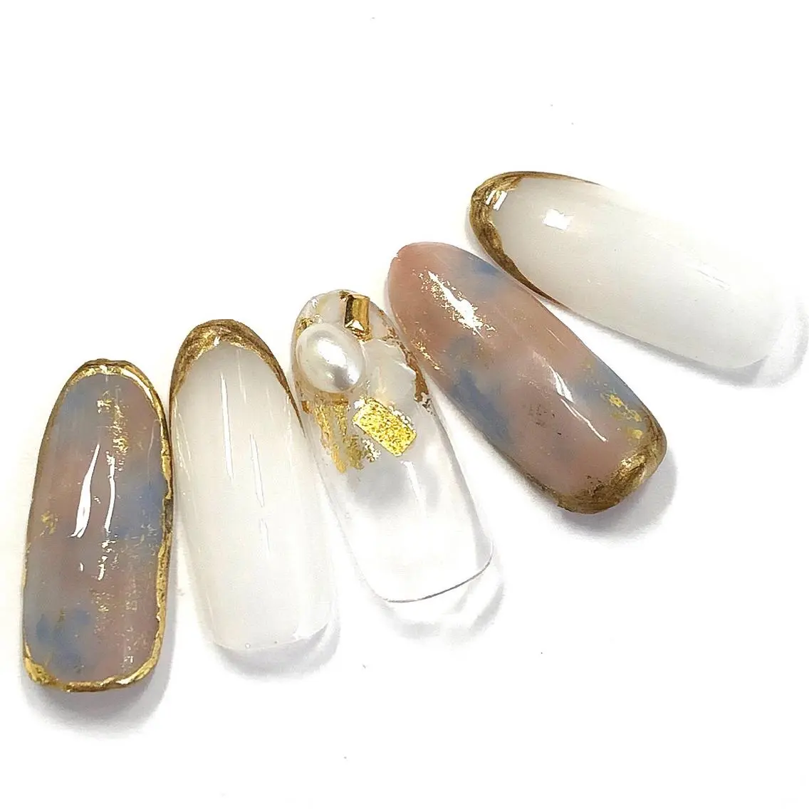 ネイル ハンドネイル フットネイル NailBeauty コルンのネイルデザイン