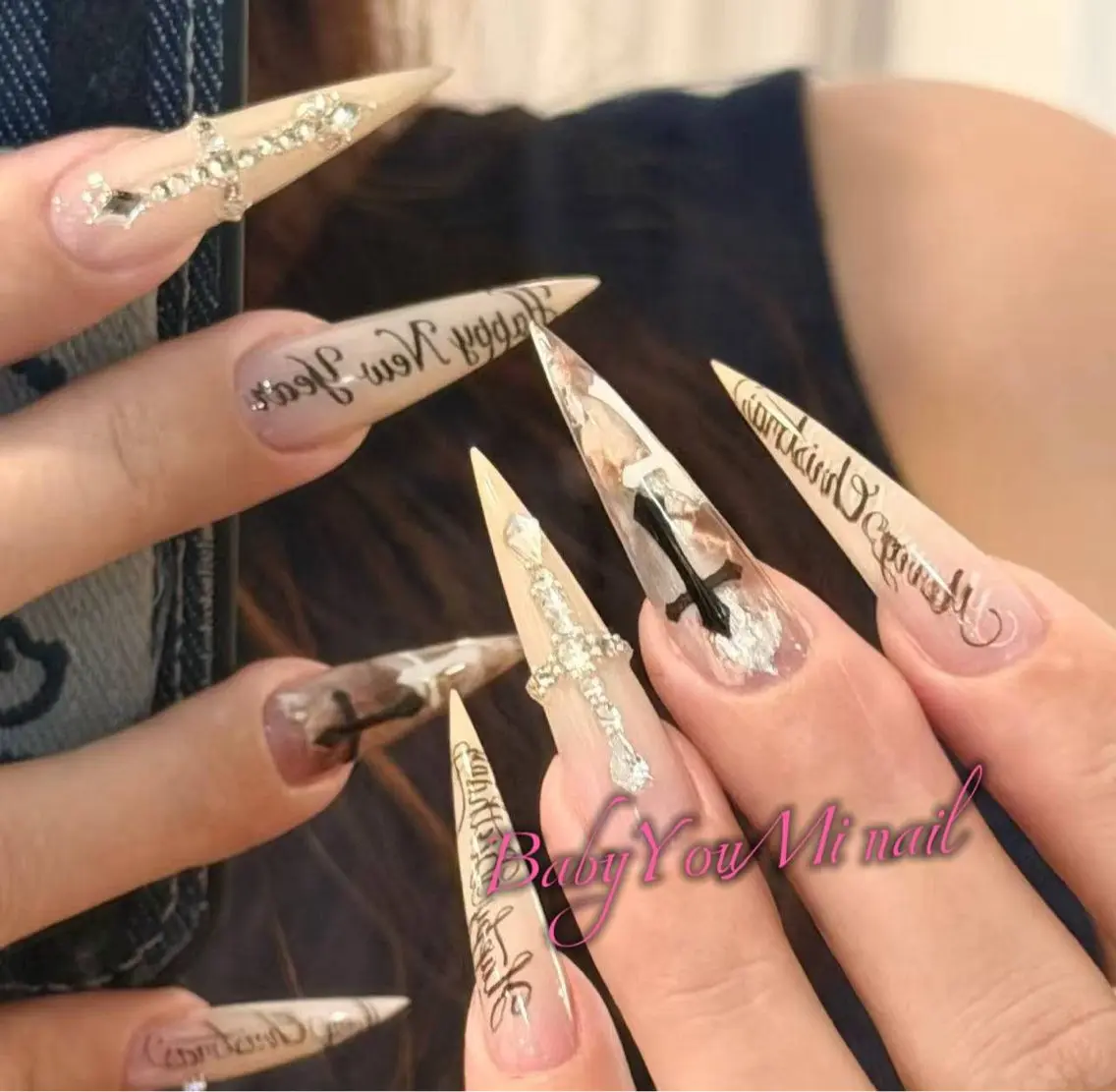 ネイル オーロラネイル チークネイル 成人式 フットネイル フレンチネイル ハンドネイル BabyYouMi nailのネイルデザイン