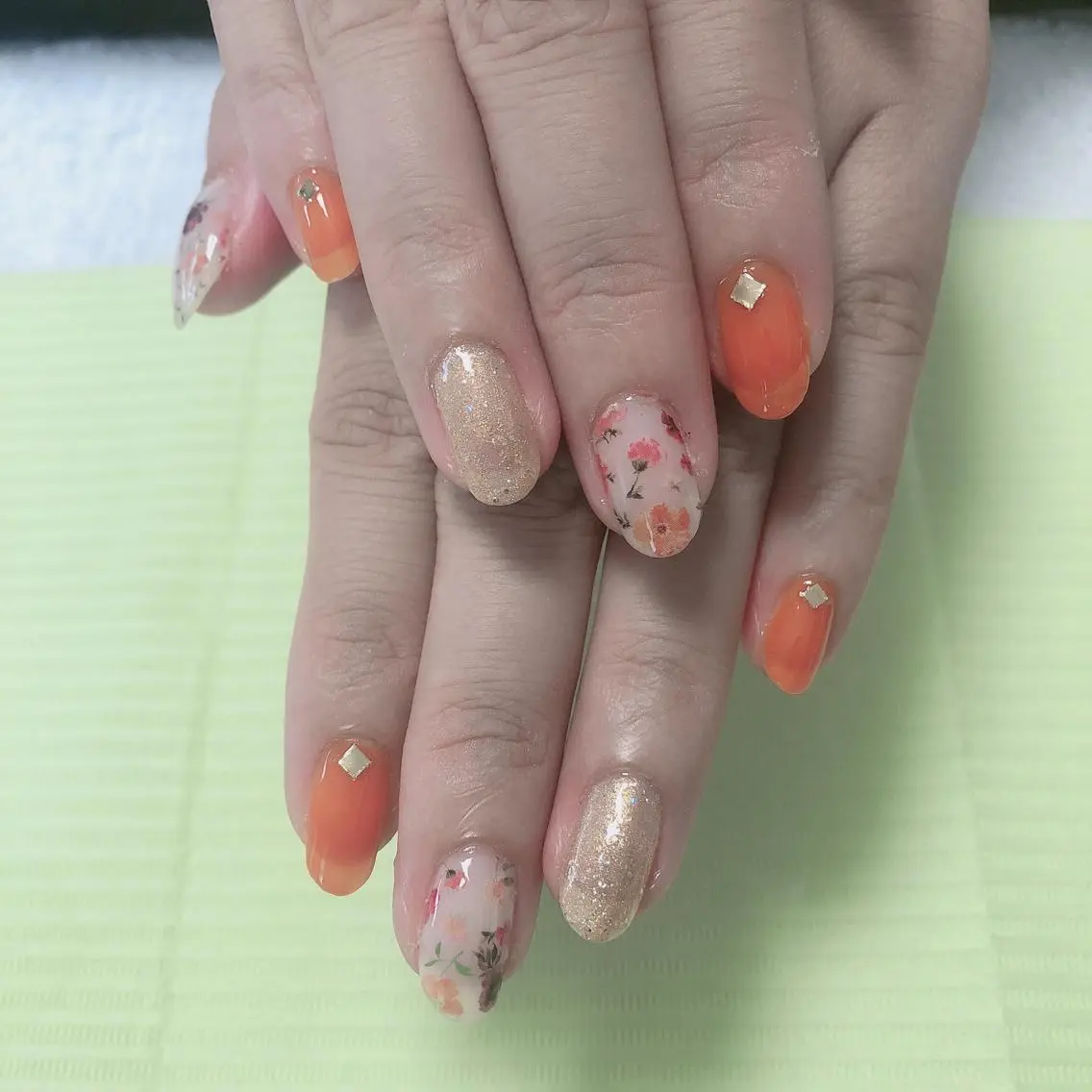 ネイル オレンジ 結城 怜菜のネイルデザイン