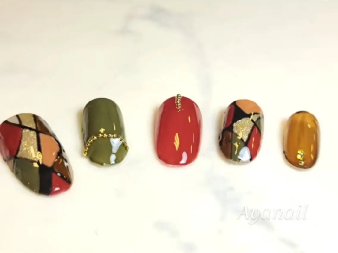 colorful ayaのネイルデザイン