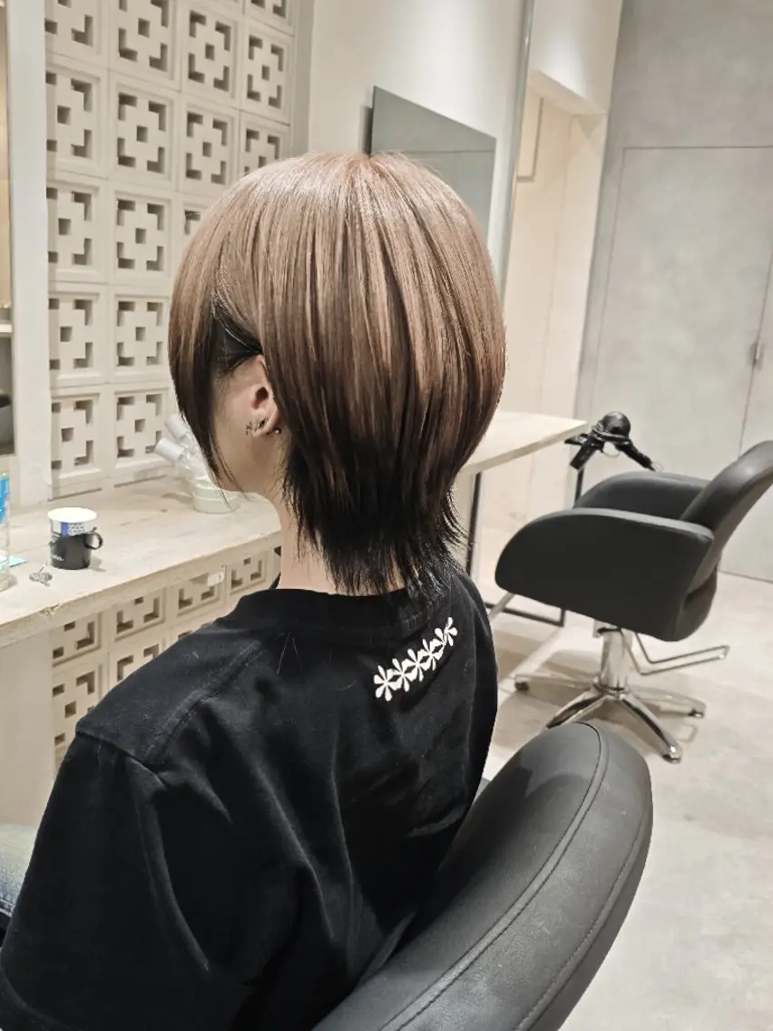 ショート カラー EIGHT北千住 ✨齋藤真理子のヘアスタイル