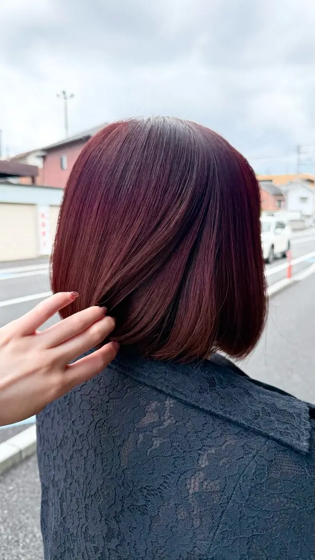 カラー ボルドーカラー 𝖱𝖾𝗇 ୨୧ 𝖫𝗎𝖺𝗇𝖺のヘアスタイル