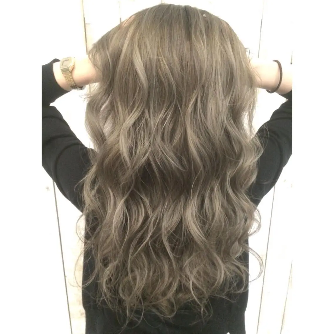 ロング カラー ベージュカラー ハイライトカラー 3Dハイライト ハイライト ヘアカラー トリートメント 井上 一平のヘアスタイル