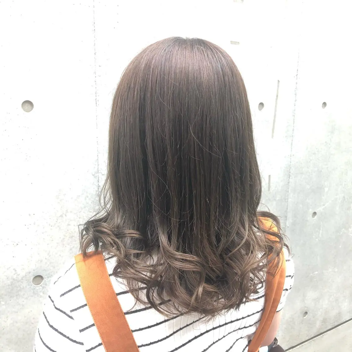 セミロング カラー ヘアアレンジ アッシュ ベージュカラー 学割有り/清楚/韓国 風/レイヤー/拓朗のヘアスタイル