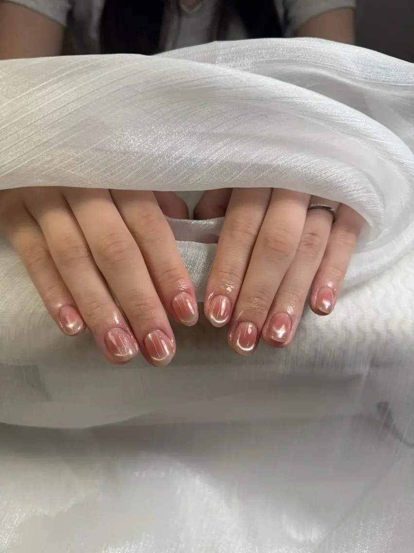 ネイル チークネイル フレンチネイル グラデーション 韓国ネイル マグネットネイル ハンドネイル Hana Nailのネイルデザイン