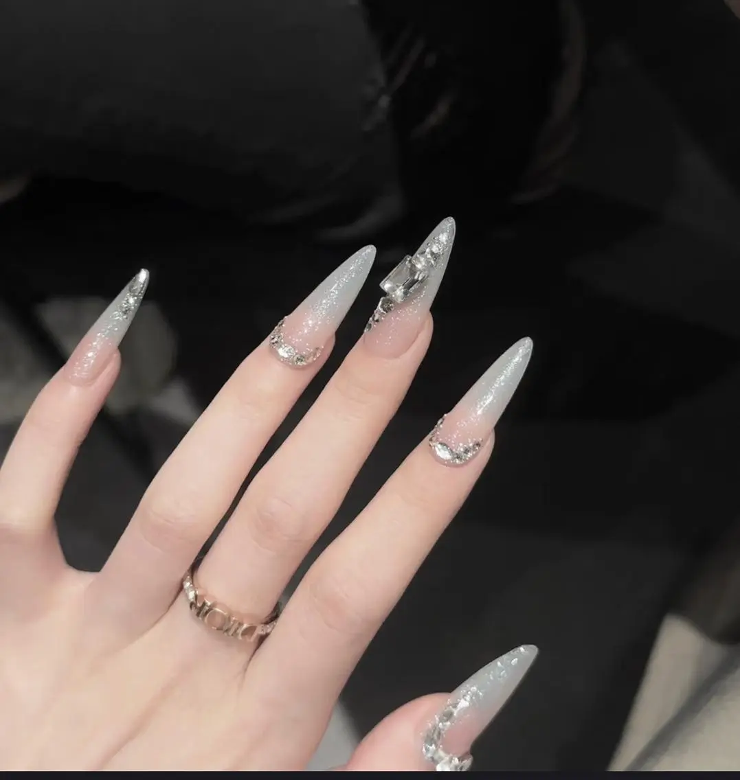 ネイル ハンドネイル ハンドケア 🍑 momo_nailのネイルデザイン