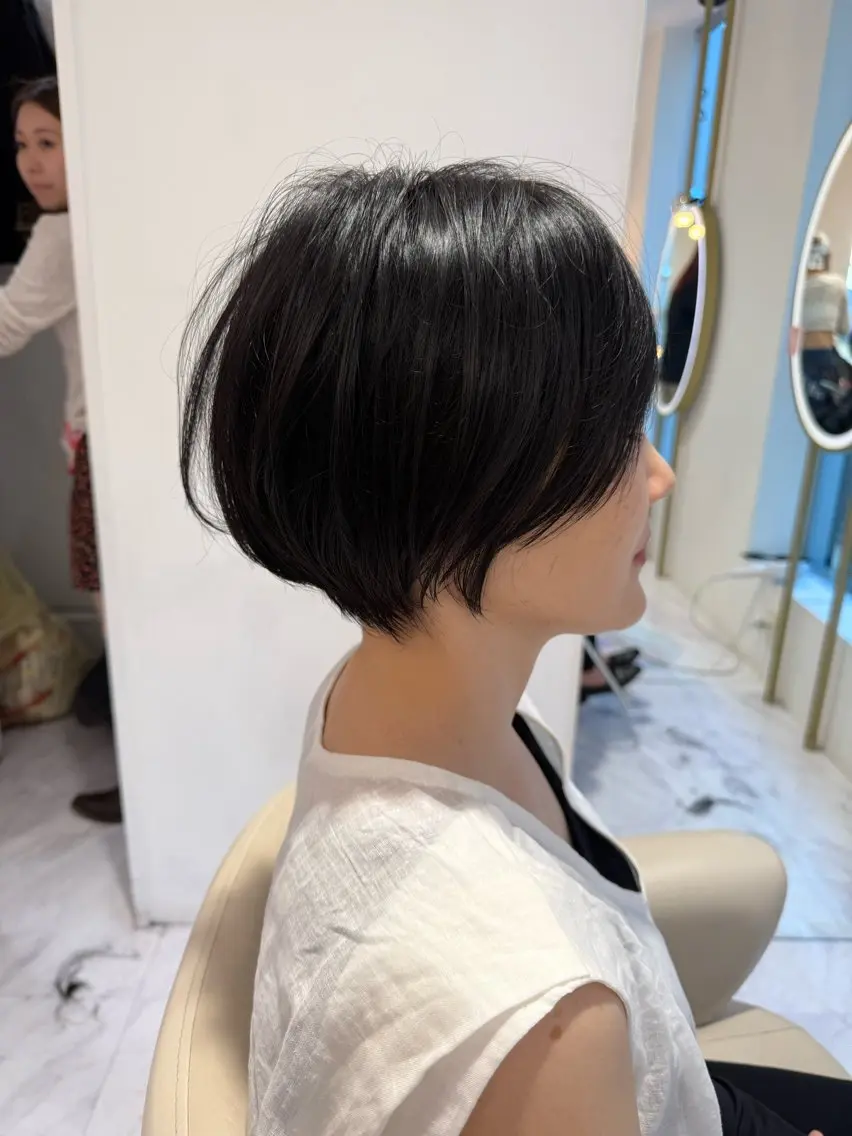ショート カット 🌟TOSHI/透明 感カラー/ショートのヘアスタイル
