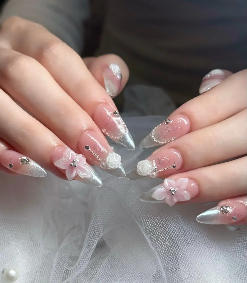 ネイル ハンドネイル 🎀 AYANEのネイルデザイン