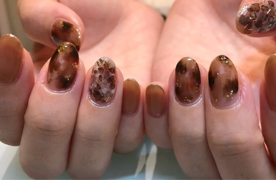 ネイル べっ甲ネイル ハンドネイル ハンドケア 西日暮里駅徒歩1分/ NAIL106Gのネイルデザイン
