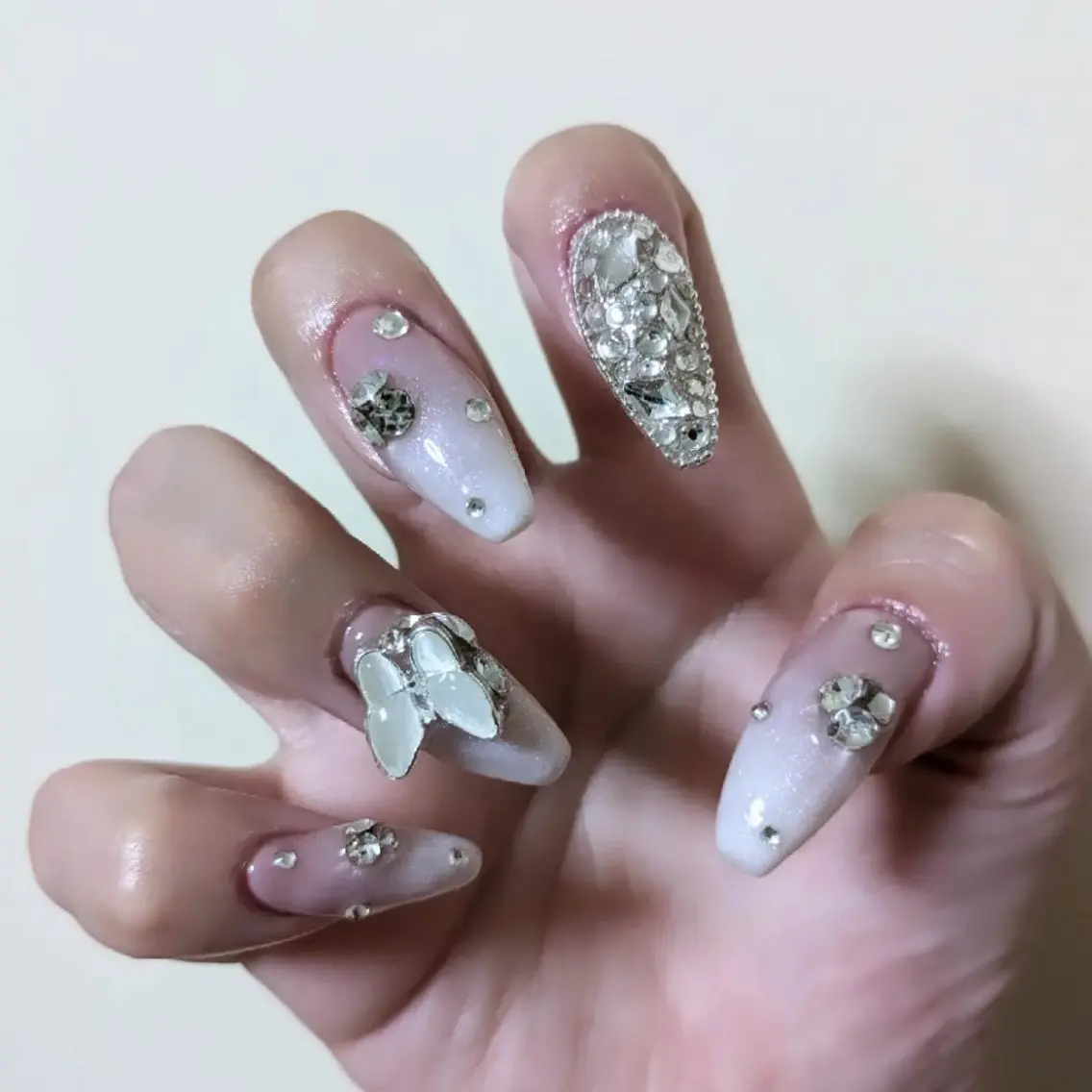 ネイル 長さ出し ジェルネイル スカルプネイル ハンドネイル Lily nail 船橋 yuki🍒のネイルデザイン