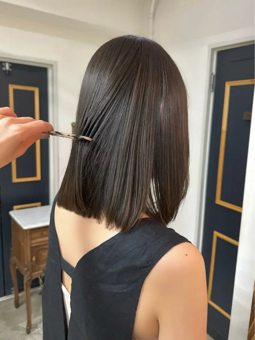 ミディアム カット ヘアカラー トリートメント NAGISA髪質改善 &透明感カラー🪞のヘアスタイル