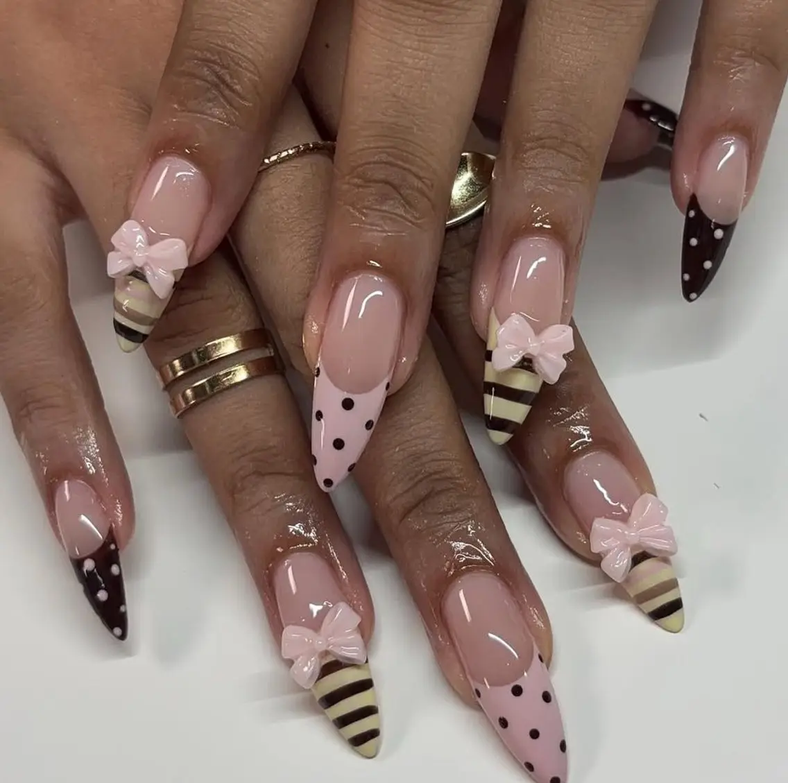 ネイル アートネイル フラワーネイル フレンチネイル ジェルネイル グラデーション ハンドネイル Ryu Nail NekoChanのネイルデザイン