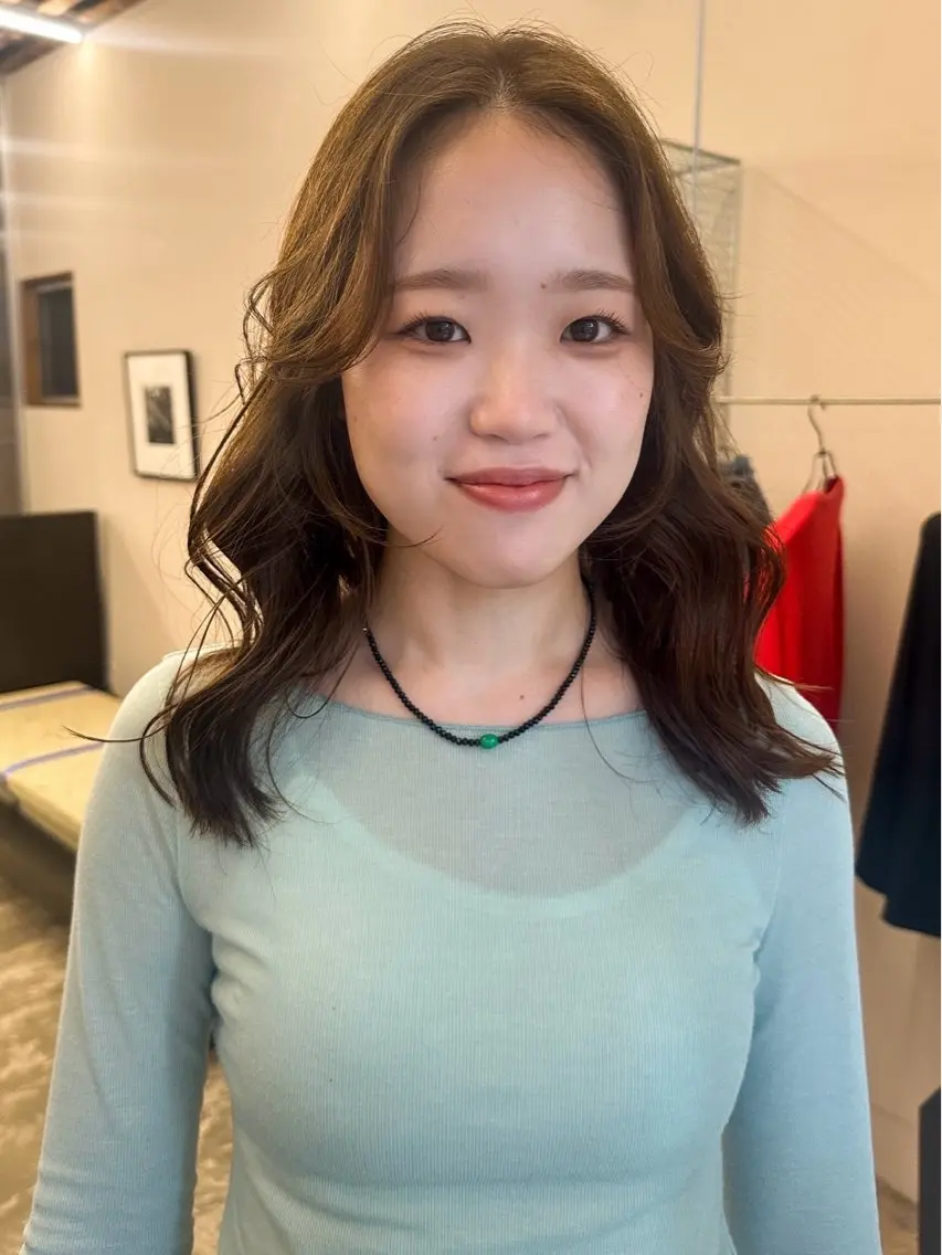 セミロング カット ヘアカラー トリートメント 🐏nao /レイヤーカット🐏のヘアスタイル
