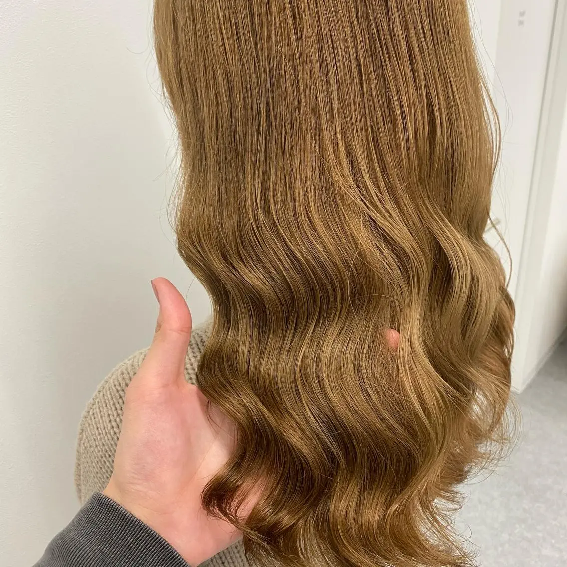 ロング カラー ブリーチなし暖色 💗AKARI💗のヘアスタイル