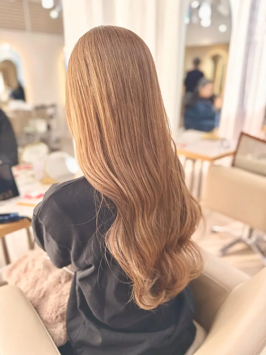 【平日限定/ケアブリーチ使用】全頭ブリーチWカラー+トリートメント✂︎¥13,000(土日祝+¥2,000)の写真