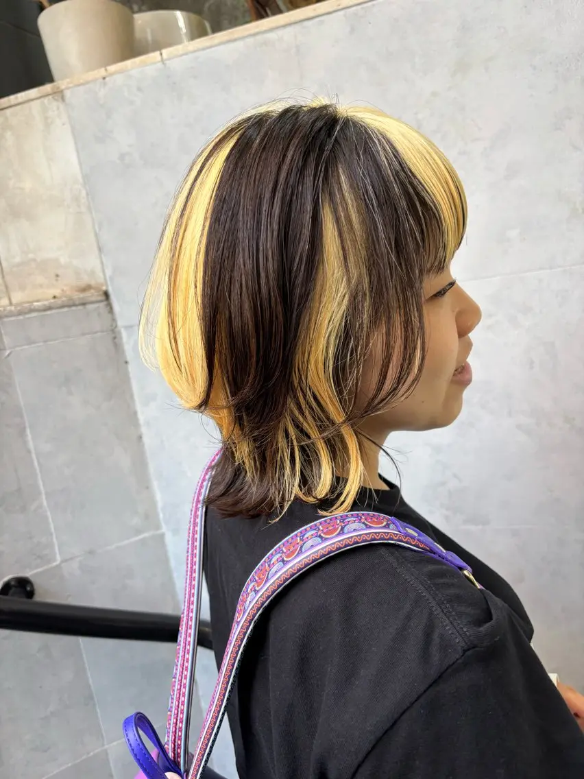 ミディアム カラー 黒髪 抜きっぱなしブロンド ブロンド カット ヘアカラー ボブ×レイヤーカット 透明感カラー/Fuuのヘアスタイル