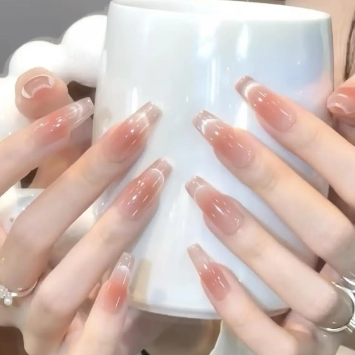 ショート モナ nail salonのネイルデザイン