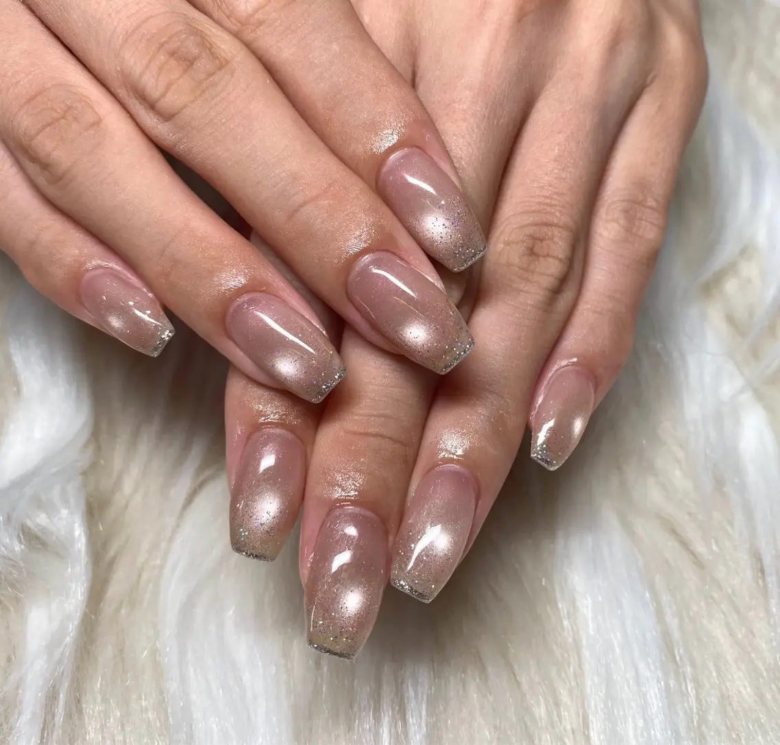 ネイル フラッシュネイル フレンチネイル ジェルネイル グラデーション 韓国ネイル ハンドネイル Nail&eye Belire 新宿のネイルデザイン