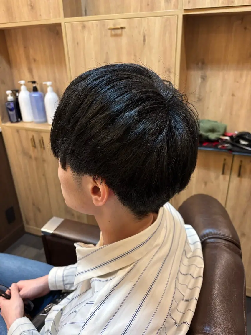 ミディアム メンズ マッシュ 刈り上げ 竹内 美桜のヘアスタイル