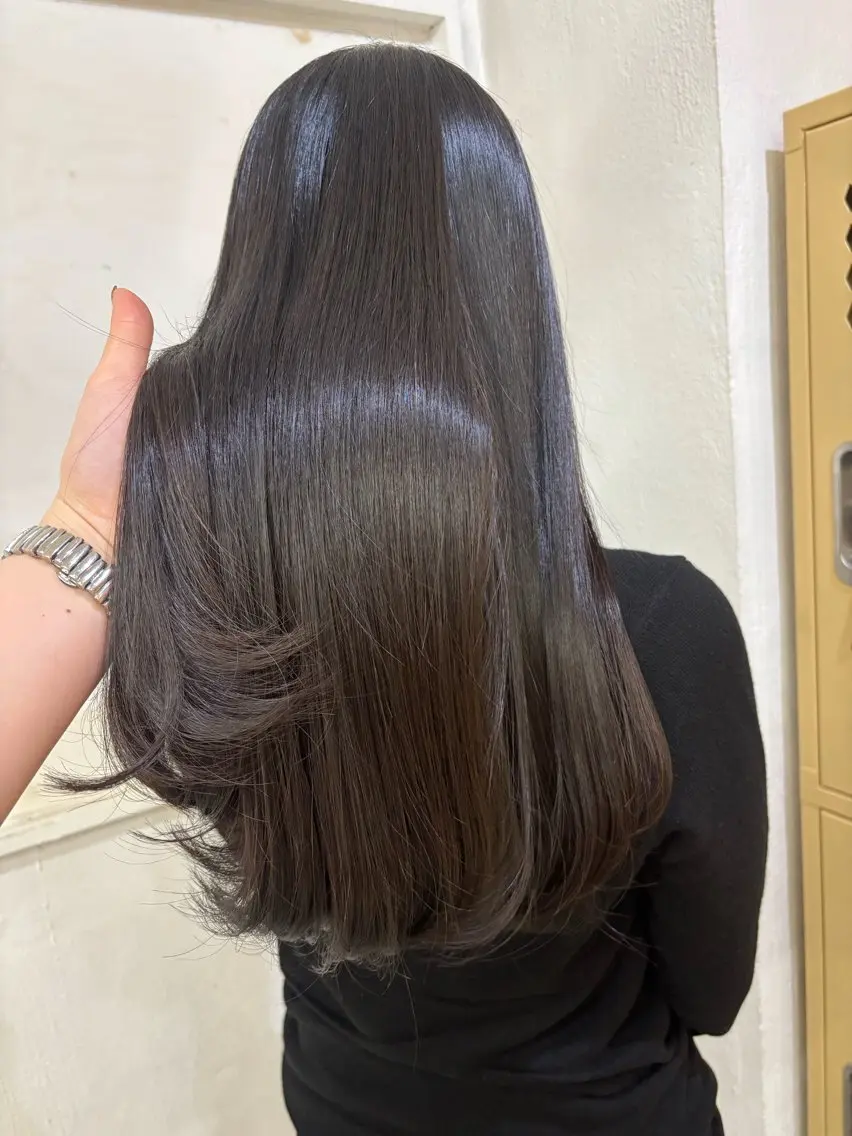 ロング カット KAREN(ému) 伏見/カットモデルのヘアスタイル