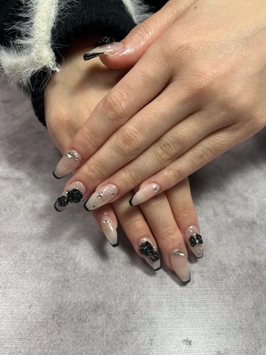 ネイル 坂 しおのネイルデザイン