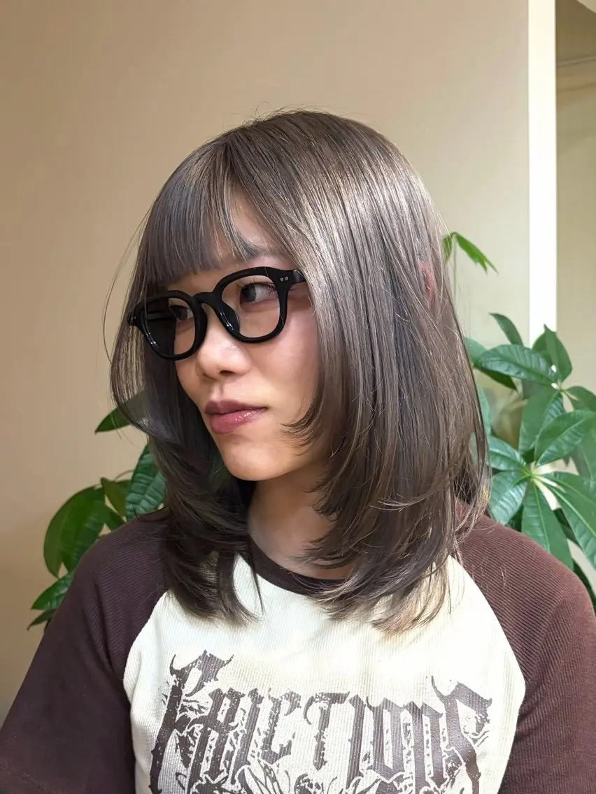 ミディアム カラー 透明感カラー レイヤーカット カット ヘアカラー sana/レイヤー /ボブ/透明感カラーのヘアスタイル