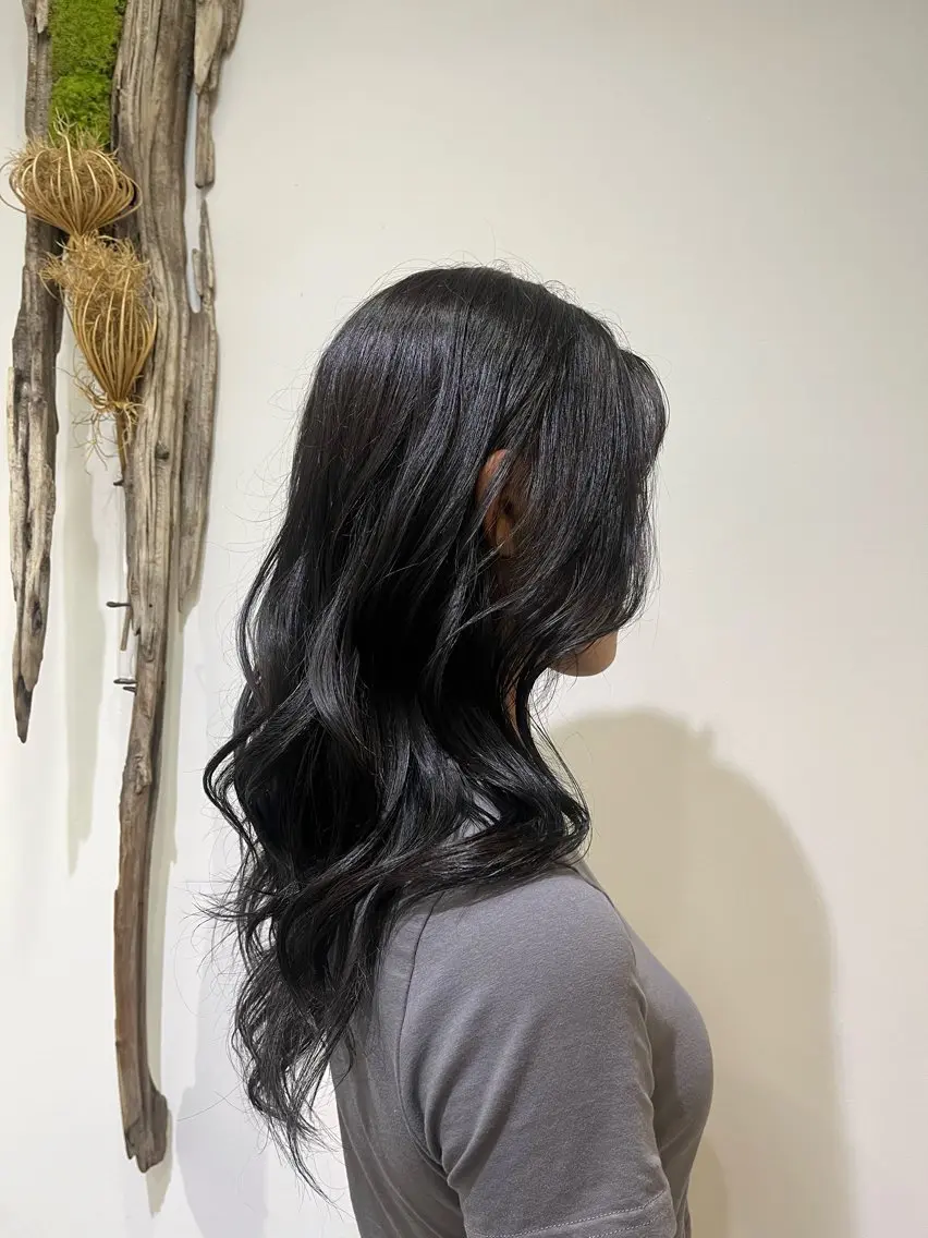 ロング カラー ブラウンカラー 透明感カラー arte鈴木 ひなののヘアスタイル