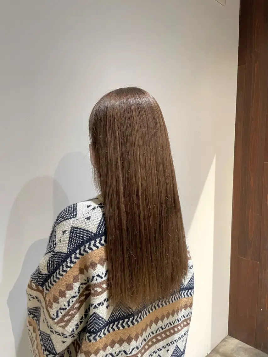 ロング ハイライト 韓国風ヘア ロング 縮毛矯正 猪股 唯菜のヘアスタイル