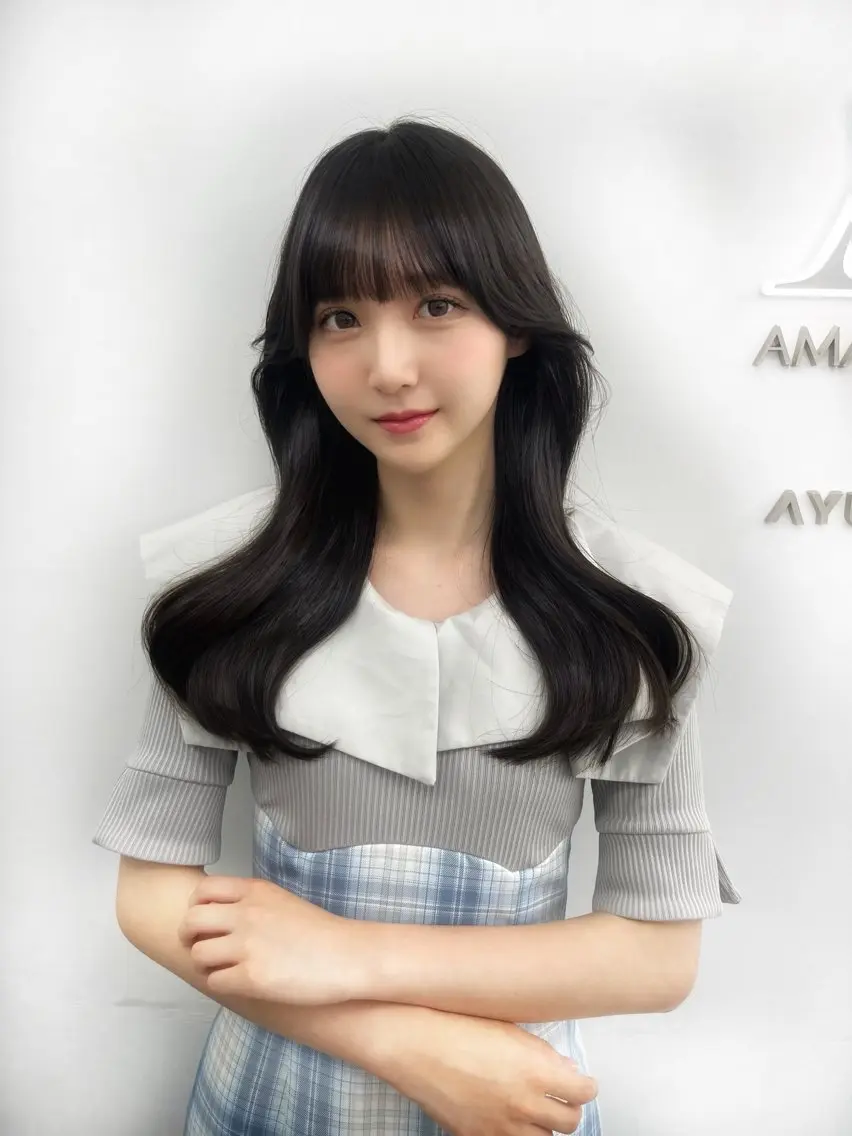カラー アッシュ ベージュカラー 黒髪 ブリーチ ブルーカラー 盛れる顔周り✨韓国式 レイヤーkanatoのヘアスタイル