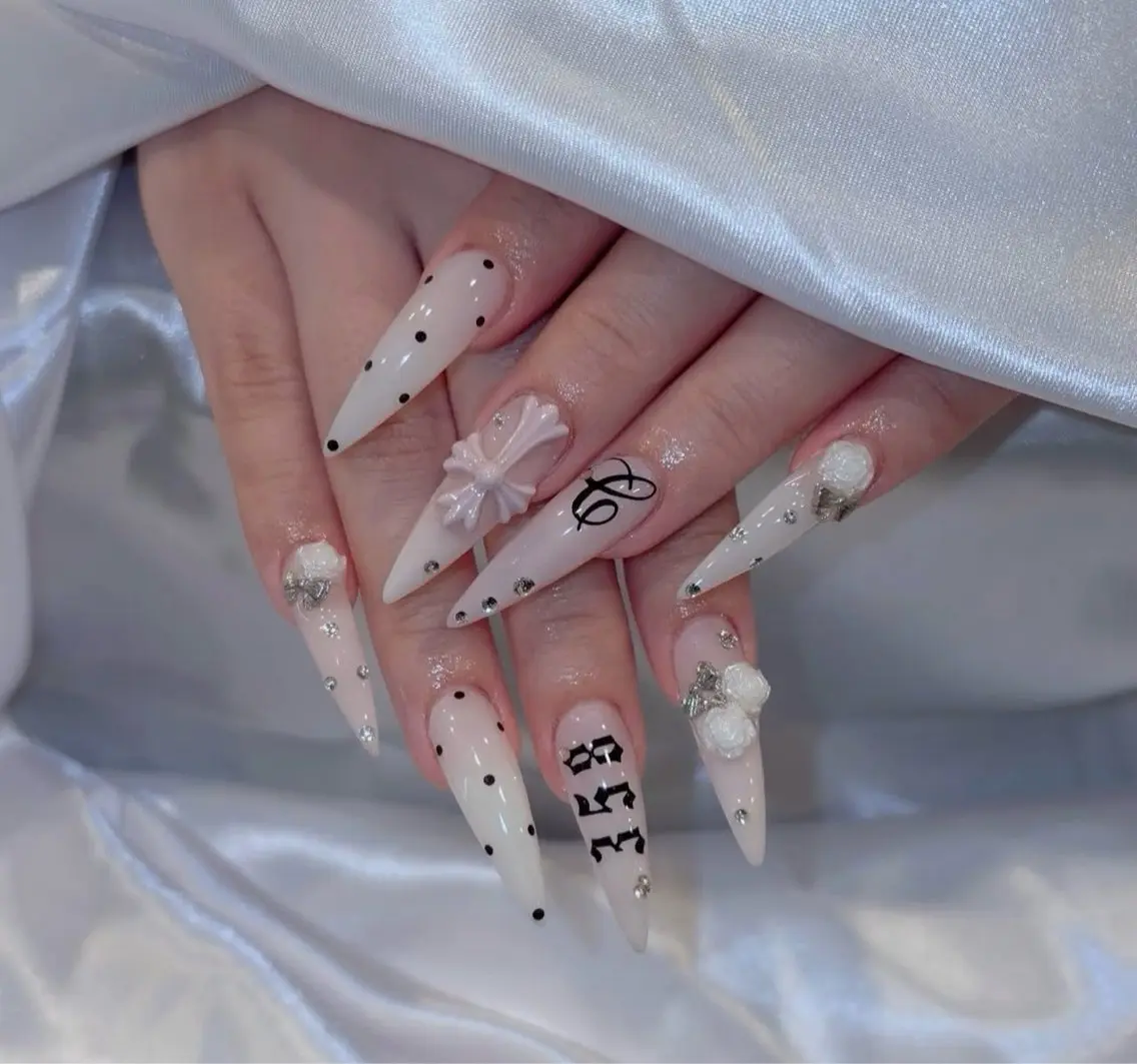ネイル アートネイル 韓国ネイル 持ち込み ワンホンネイル ハンドネイル Lenie Nail Salonのネイルデザイン