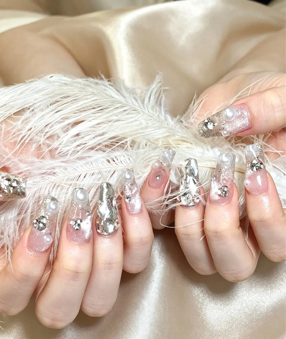 ネイル ハンドネイル Glow Minamiのネイルデザイン