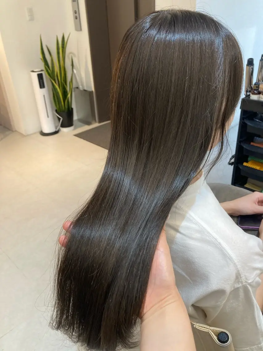 ロング カット ヘアカラー トリートメント ✨色持ちの良い艶 カラー✨蟹江真世のヘアスタイル