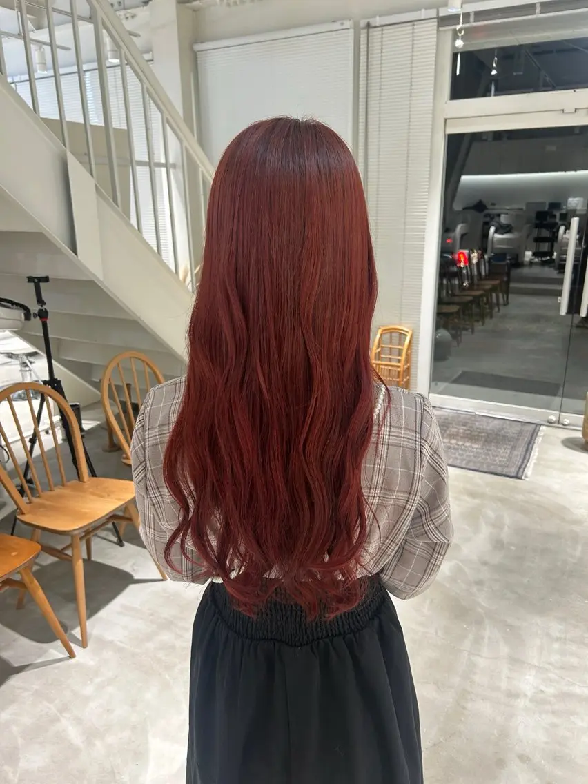 ロング カラー ブリーチ ヘアカラー 篠原 若奈のヘアスタイル