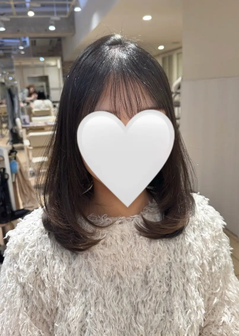 ミディアム yuki/新宿 ／オリーブカラー🍈のヘアスタイル