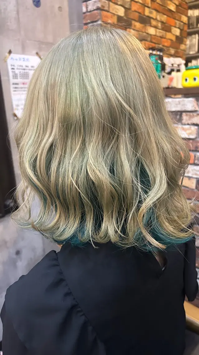 ミディアム higashi chiriのヘアスタイル