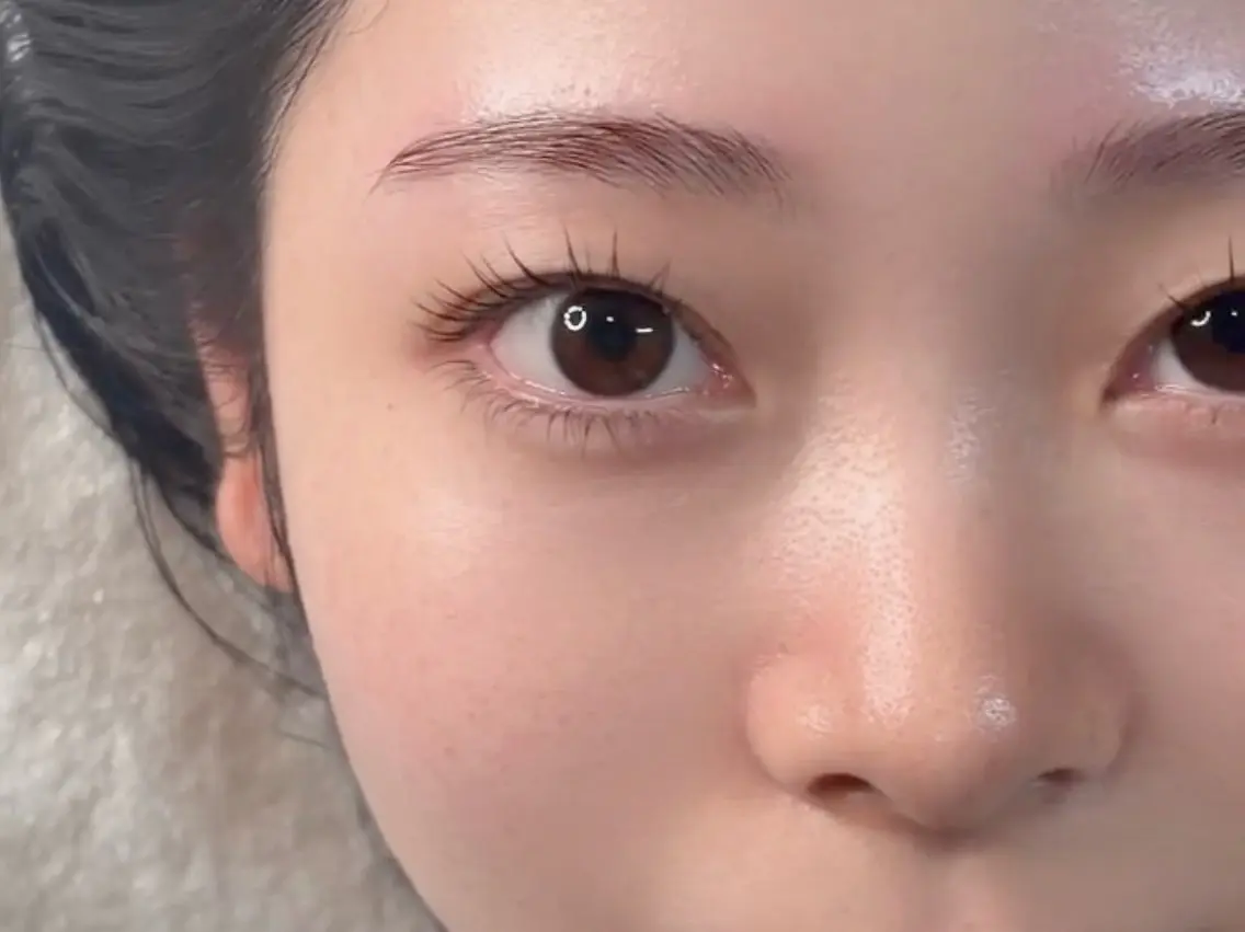 マツエク・マツパ マツパ NAZ 表参道 Tomokoの眉毛・アイブロウイメージ