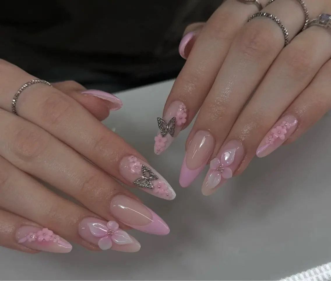 ネイル アートネイル ボルドー フレンチネイル ジェルネイル 氷ネイル・うるうるネイル ハンドネイル Julie Nail Rinのネイルデザイン